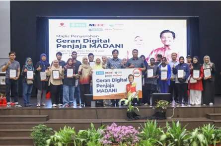 RIBUAN PENJAJA BAKAL TERIMA GERAN MADANI, PERLUAS EKONOMI DIGITAL 