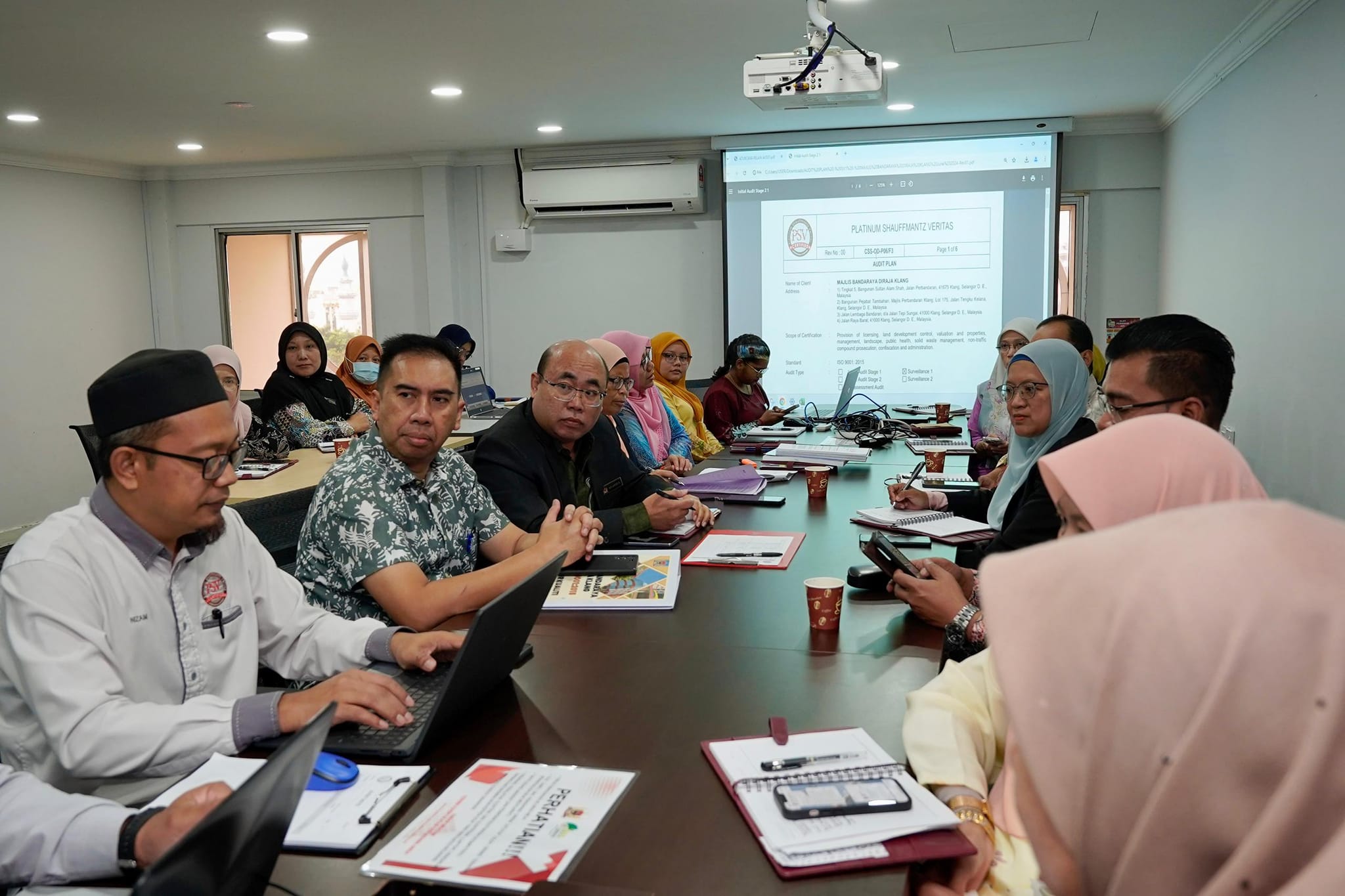 MESYUARAT PEMBUKAAN AUDIT PEMATUHAN BIL. 1 2024 MS ISO 90012015 SISTEM PENGURUSAN KUALITI (SPK) MAJLIS BANDARAYA DIRAJA KLANG OLEH PLATINUM SHAUFFMANTZ VERITAS (PSV)