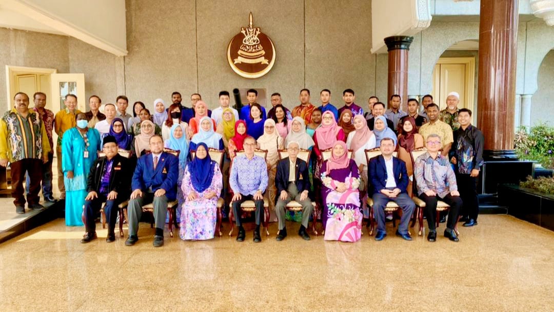 LAWATAN ILMIAH KE ISTANA ALAM SHAH KLANG