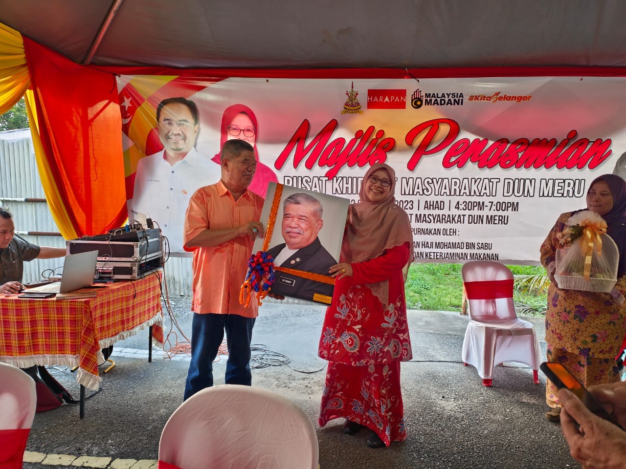 MAJLIS PERASMIAN PUSAT KHIDMAT MASYARAKAT DUN MERU 