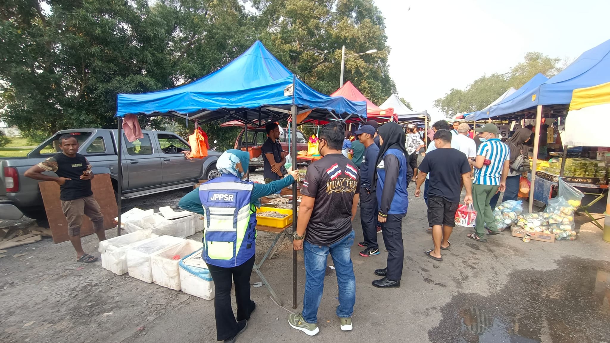 OPS PASAR MALAM KLANG UTARA