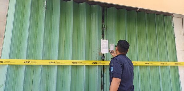 OPERASI BERSEPADU ADUAN KEDAI MAKAN WARGA ASING DAN TANPA LESEN DI LORONG REMBAU 