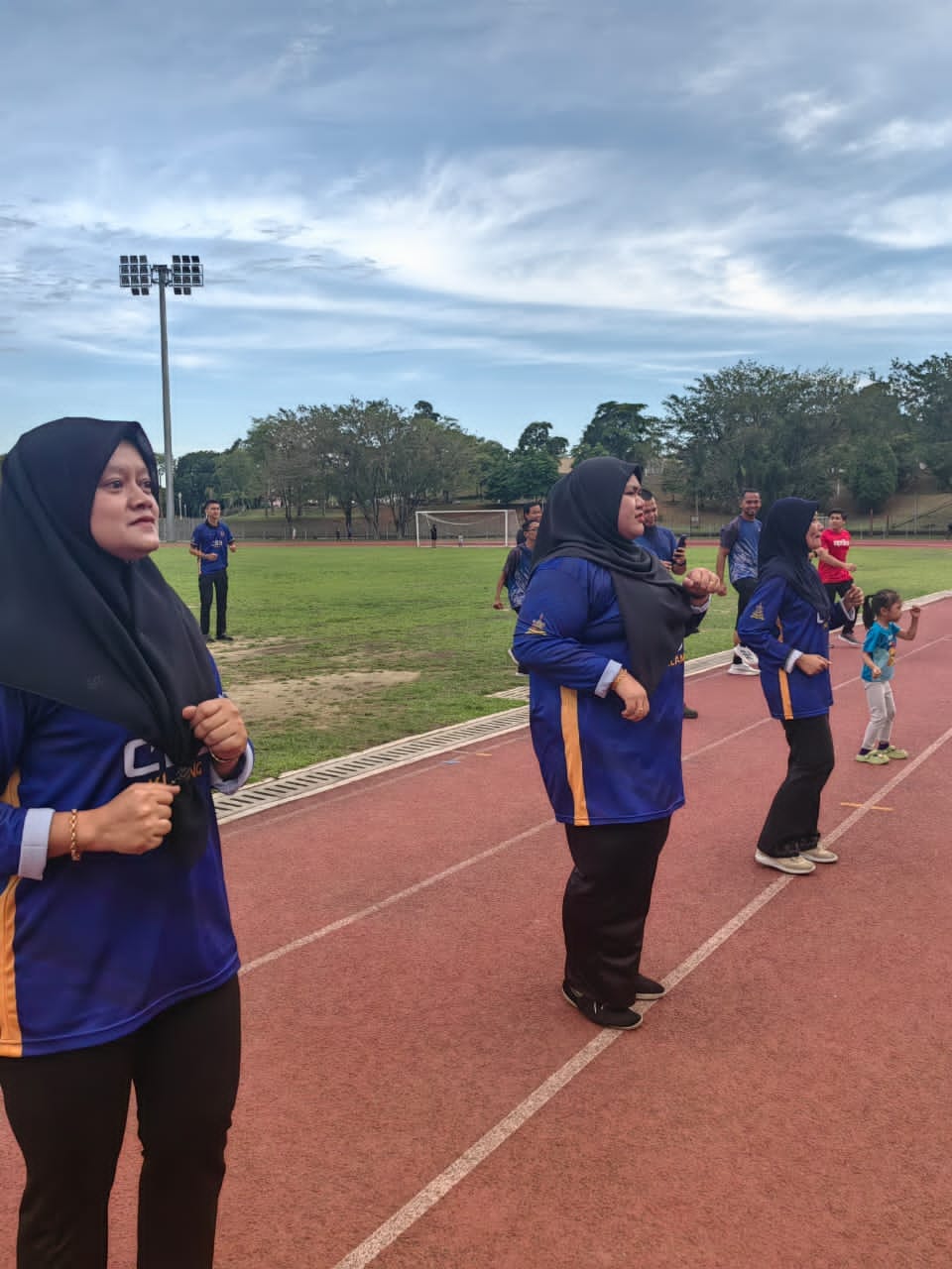 PROGRAM JOM SIHAT ANJURAN JABATAN PESURUHJAYA BANGUNAN DAN BAHAGIAN UKUR BAHAN